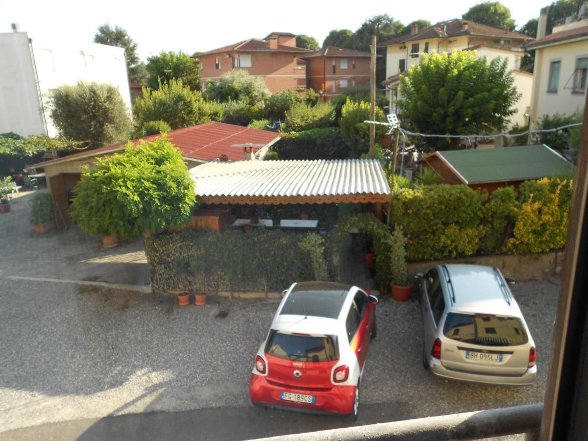 Casa Cecchelli Villa Lucca Esterno foto